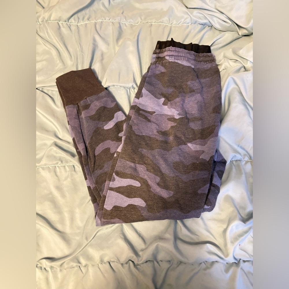 PINK VICTORIA SECRET  Camo Joggers - BLUE and Black